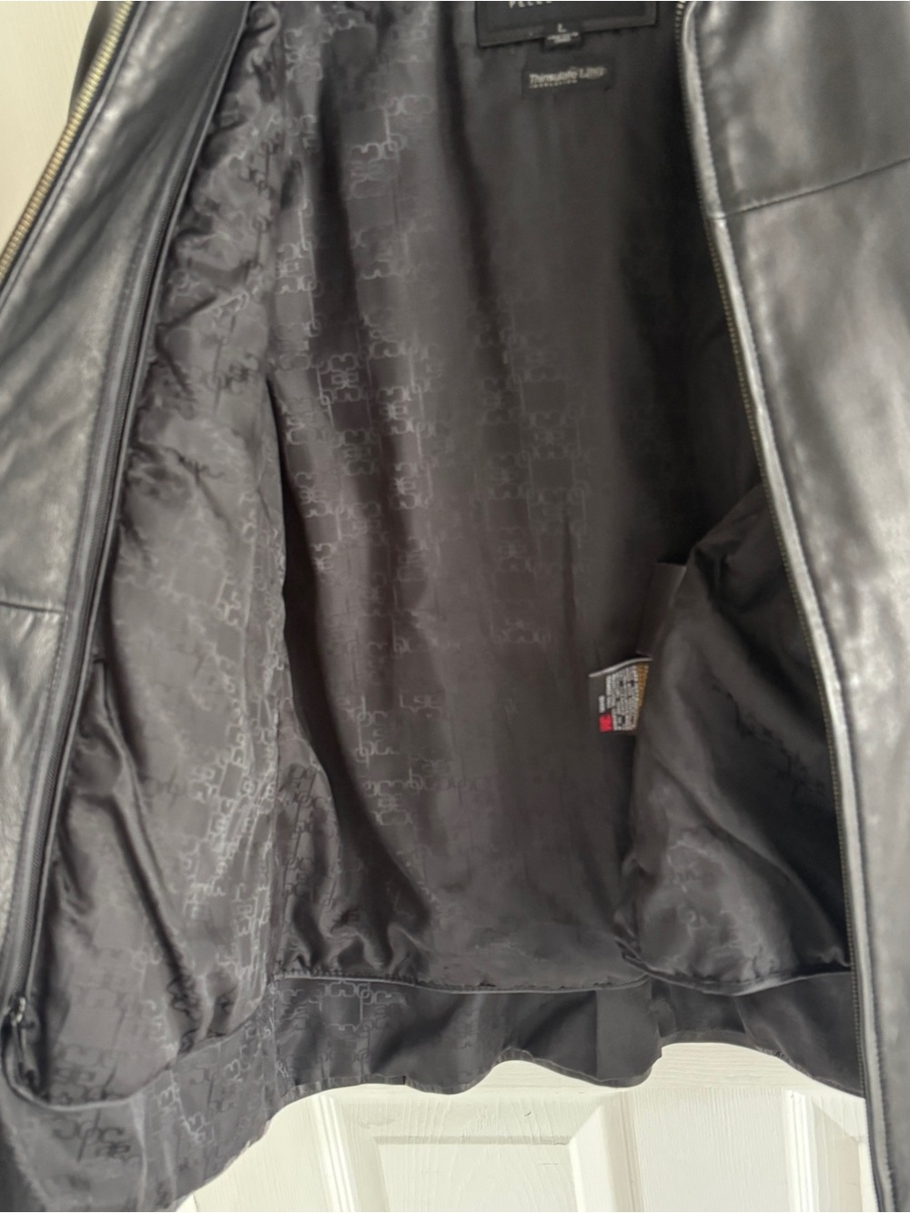 100% Genuine Leather Jacket - Picture 6 of 7